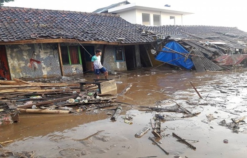 DPR Desak Tindakan Tegas 12 Perusahaan Terlibat Banjir Bandang Sumatera