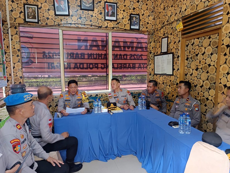 Kapolresta Barelang Dampingi Wakapolda Kepri Lakukan Pengecekan Pos Pengamanan Nataru di Batam