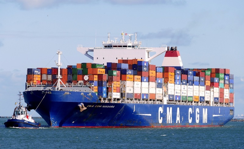 Tabrakan Kapal Kargo MV CMA CGM Niagara di Perairan Nongsa Batam – Singapura, 35 Kru Selamat