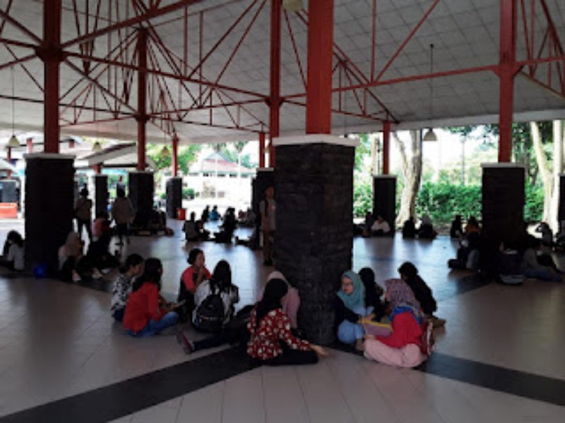 Kalah Bersaing dengan Pencari Kerja Luar Daerah, Tenaga Kerja Lokal Batam Meningkat. Kesenjangan Kompetensi (Skill Gap)