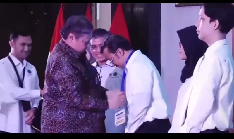 Digaji Setara UMP, Fresh Graduate Rasakan Manfaat Magang Nasional Inisiasi Prabowo