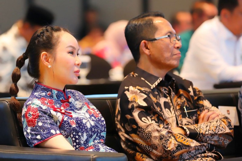 Ajang Penguatan Sinergi Antardaerah, Amsakar-Li Claudia Hadiri Penutupan Rakernas XVII APKASI