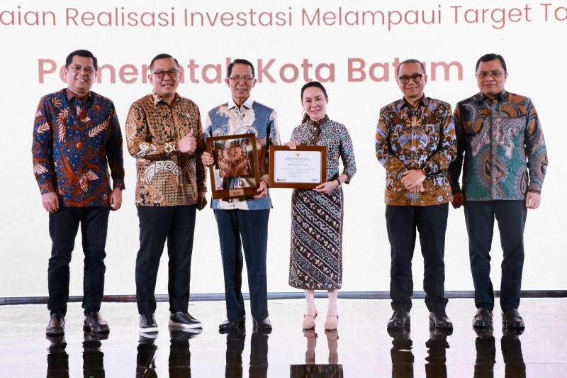 Investasi 2025 Lampau Target, Pemko Batam Borong Dua Penghargaan dari Kementerian Investasi dan Hilirisasi