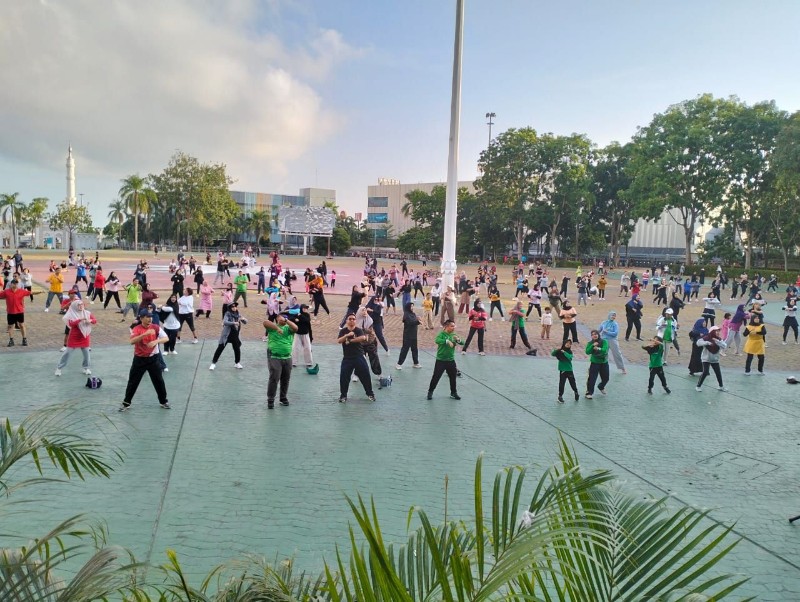 KAHMI Forever Jalan Sehat, Ratusan Warga dan Alumni HMI Antusias Ikuti KFJS dan Senam Sehat