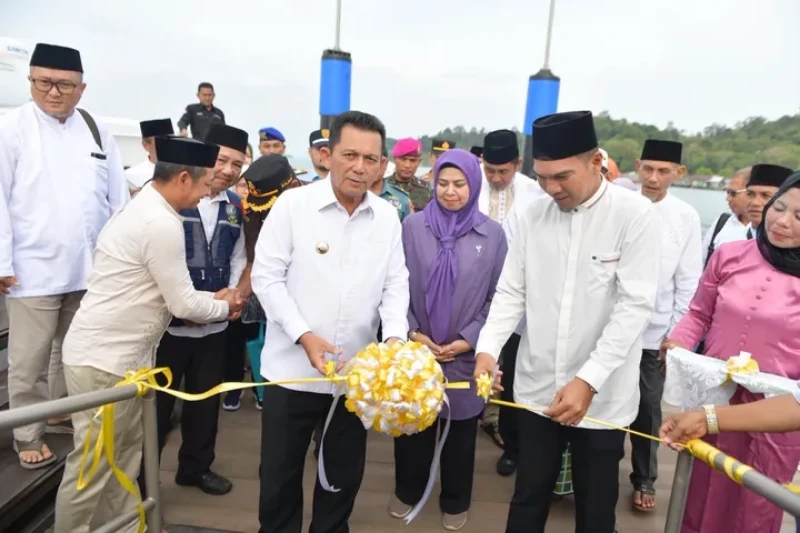 Kepri Bangun 19 Dermaga Apung HDPE ,Terbaru di Pelabuhan Jagoh Lingga