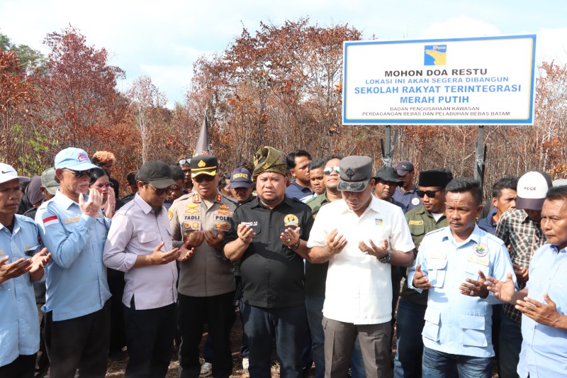 Polresta Barelang Dukung Pembangunan Pendidikan,  Amankan Tahap Awal Pembangunan Sekolah Rakyat Terintegrasi Merah Putih