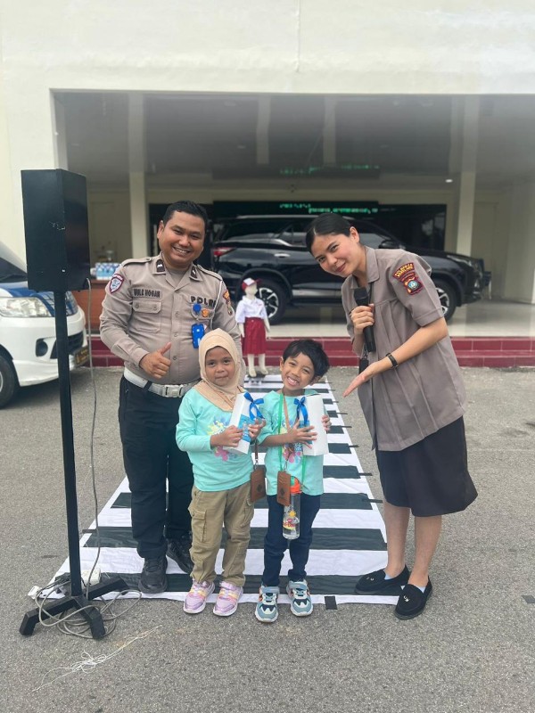 Melalui Program Polisi Sahabat Anak dalam Ops Keselamatan Seligi 2026, Satlantas Polresta Barelang Edukasi Tertib Berlalulintas Sejak Usia Dini