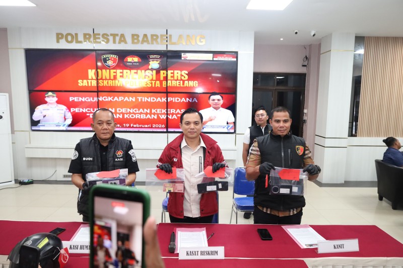 Satreskrim Polresta Barelang Berhasil Amankan Tiga Pelaku Pemerasan dengan Modus Aplikasi Kencan