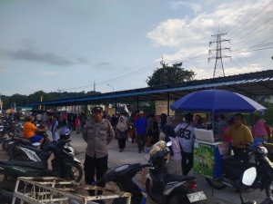 Polsek Sungai Beduk Laksanakan Pengamanan Pasar Tumpah Ramadhan 1447 H, Menjamin Keamanan dan Kenyamanan Masyarakat