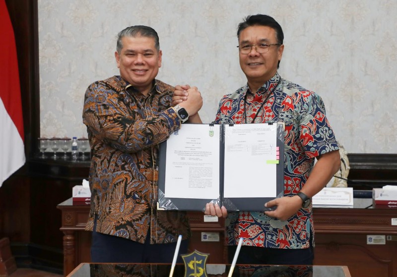 Pemko Batam Tandatangani Nota Kesepahaman Empat Bidang Strategis untuk Perkuat Layanan Publik, dengan Pemko Surabaya
