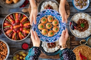 Buka Puasa di Ruang Rasa Ramadan Grand Mercure Batam Centre Berhadiah Emas