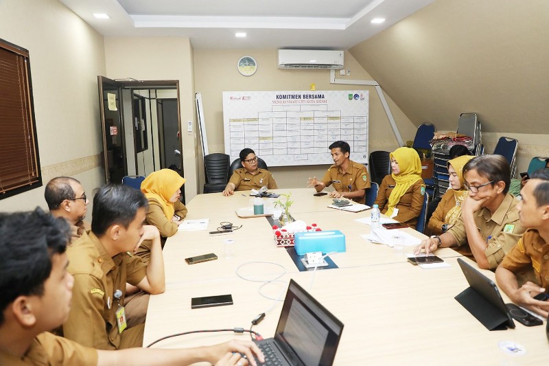 OPD Berkinerja Terbaik 2025 Diskominfo Batam Masuk Lima Besar, Rudi Panjaitan Apresiasi Dedikasi Pegawai