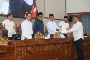 Fraksi-fraksi di DPRD Kota Batam Laporkan Hasil Reses dalam Rapat Paripurna, Jadi Bahan Penyusunan APBD Tahun 2027