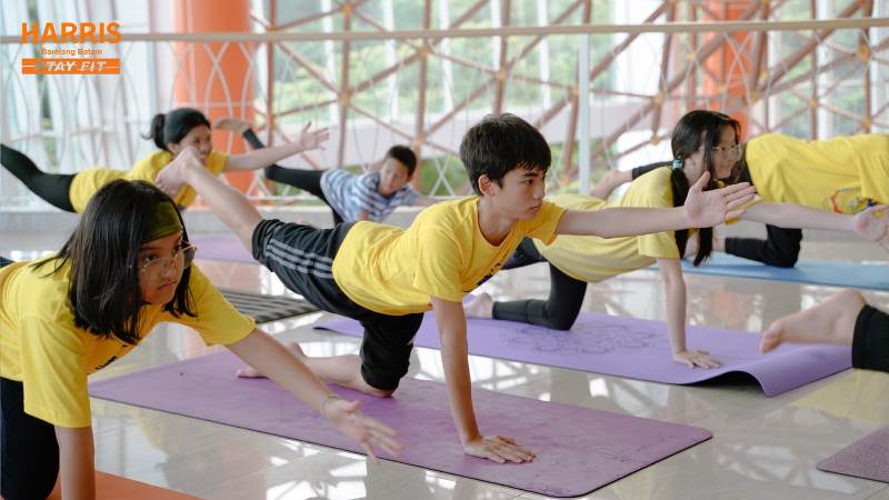 Stay Fit di HARRIS Barelang Batam, Kid’s Fun Yoga dan Aktivitas Seru untuk Liburan Sehat Keluarga