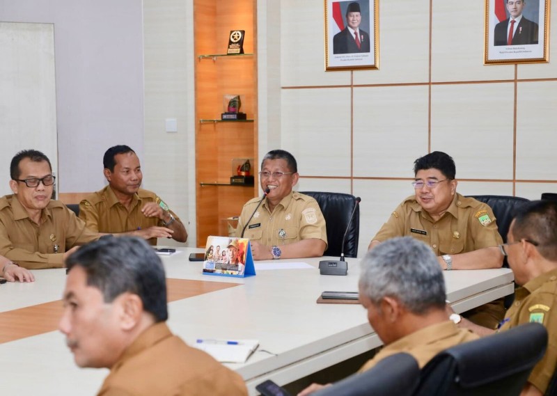Sekda Batam Pimpin Rapat Prognosis 2027, Target Pendapatan Rp5,2 Triliun