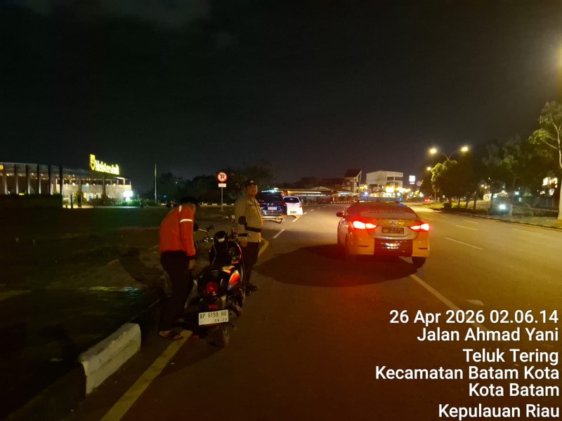 Personel Polsek Batam Kota Datangi TKP Dugaan Balap Liar, Respon Cepat Layanan 110