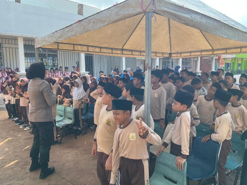 Satbinmas Polresta Barelang Laksanakan Silaturahmi dan Pembekalan Siswa SIT Mahabbatul Haq