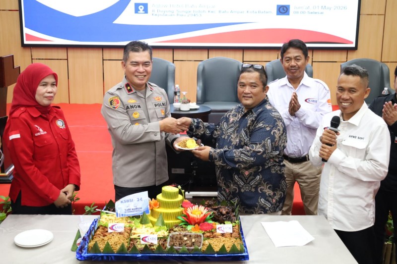 Polsek Batu Ampar Kawal May Day dengan Humanis, Pastikan Seminar KSBSI Aman dan Lancar