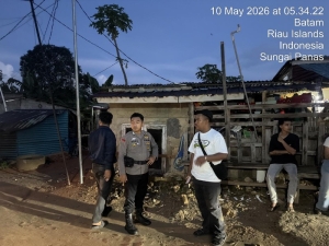 Personel Polsek Batam Kota Datangi TKP Laporan Masyarakat di Baloi Kolam, Respon Cepat Layanan 110