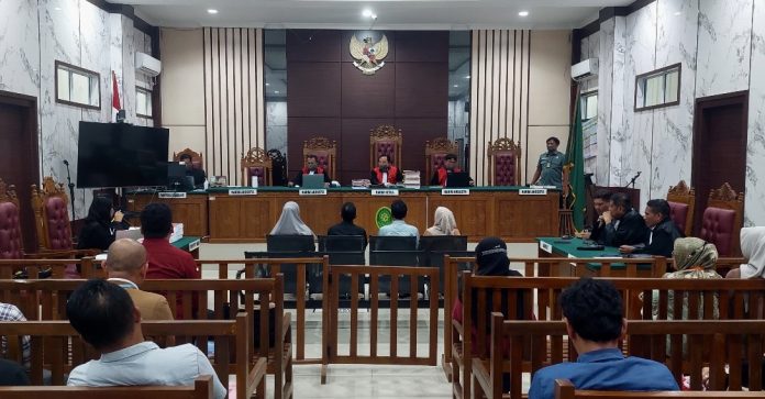 Empat Terdakwa Korupsi Dana Hibah KPU Karimun Dituntut Hingga 4 Tahun 6 Bulan