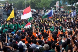 Heboh Mahasiswa Diberi Rp20 Juta untuk Alihkan Aksi Demo, DPR Minta Polri Bertindak