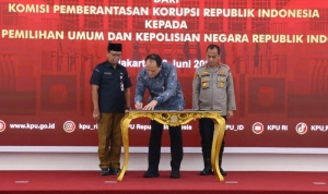 KPK Serahkan Aset Rampasan Rp4,2 Miliar ke KPU dan Polri