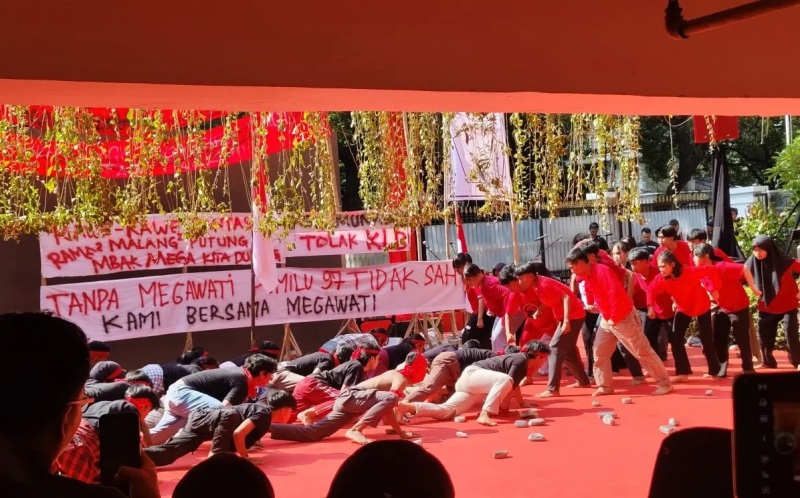 30 Tahun Kudatuli, PDIP Kenang Tragedi 27 Juli 1996 Lewat Aksi Teatrikal di DPP