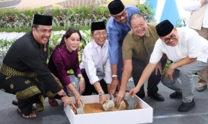 Amsakar Achmad Resmikan Pembangunan Tugu Bundaran Raja Ali, Landmark Baru Kota Batam