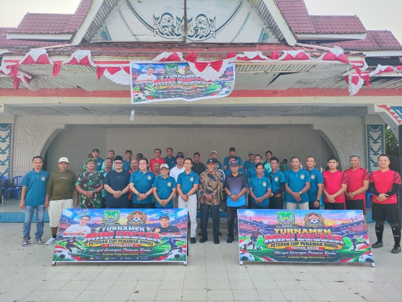 Pembukaan Turnamen Mini Soccer U-40 Veteran Cup, Polsek Belakang Padang Laksakan Pengamanan