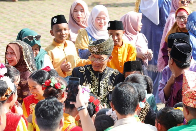 Pemko Batam Imbau Penggunaan Baju Kurung Melayu, Semarakan Hari Jadi Kepri