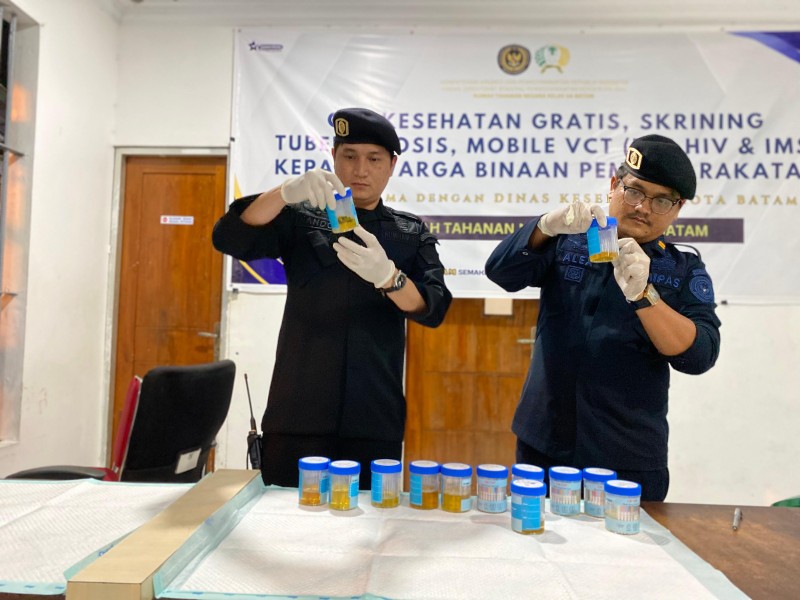 Rutan Batam Bersama APH Sisir Kamar Hunian, Demi Keamanan dan Ketertibam