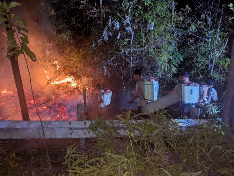 Polresta Barelang Bergerak Cepat Tangani Karhutla, Pemadaman Gabungan Berhasil Kendalikan Titik Api di Galang dan Sagulung