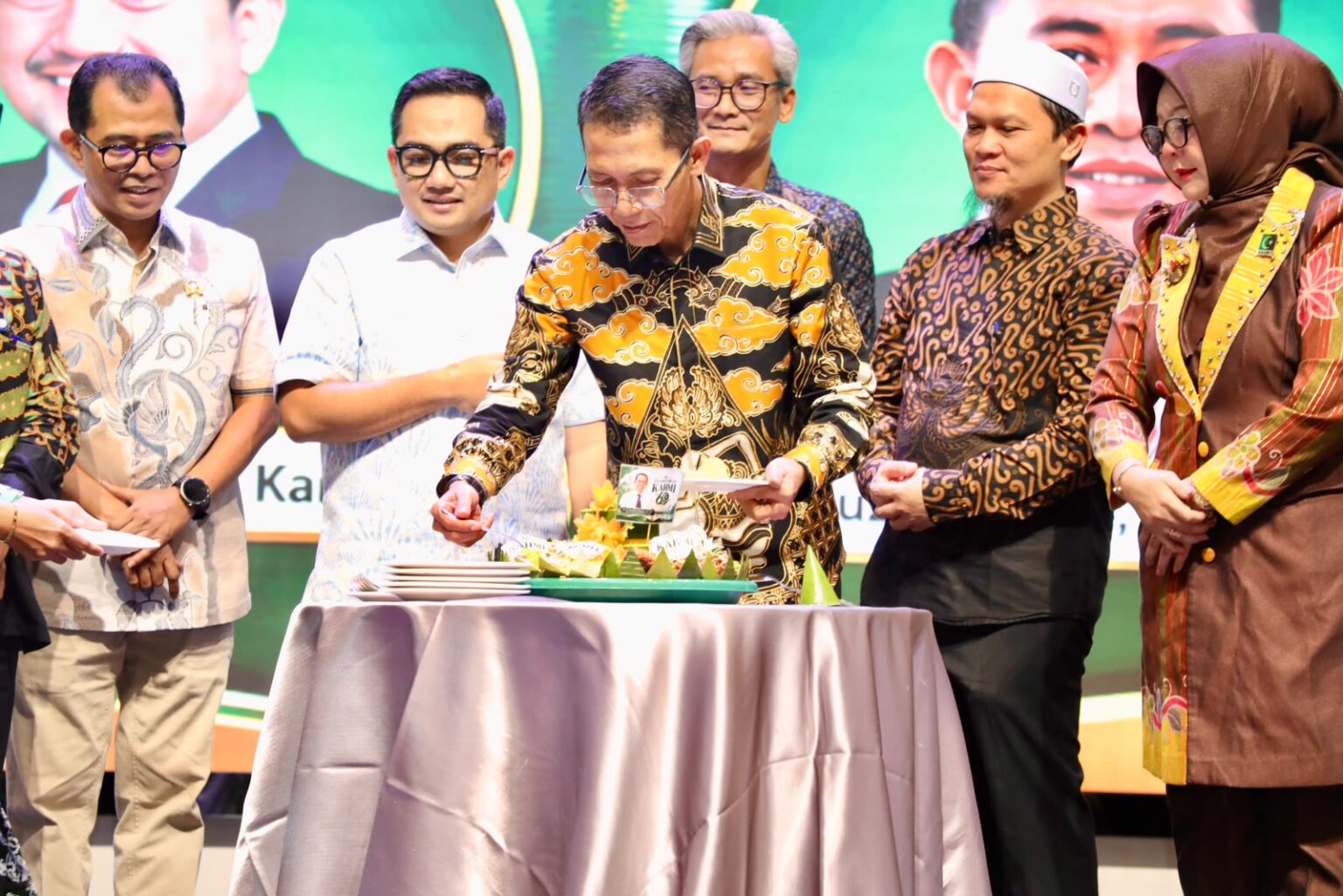 Amsakar Ajak Alumni HMI Berkontribusi untuk Batam dalam Musda VII KAHMI dan FORHATI
