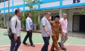 Komisi IV DPRD Kepri Tinjau SMAN 28 Batam, Soroti Jalan Masuk Sekolah