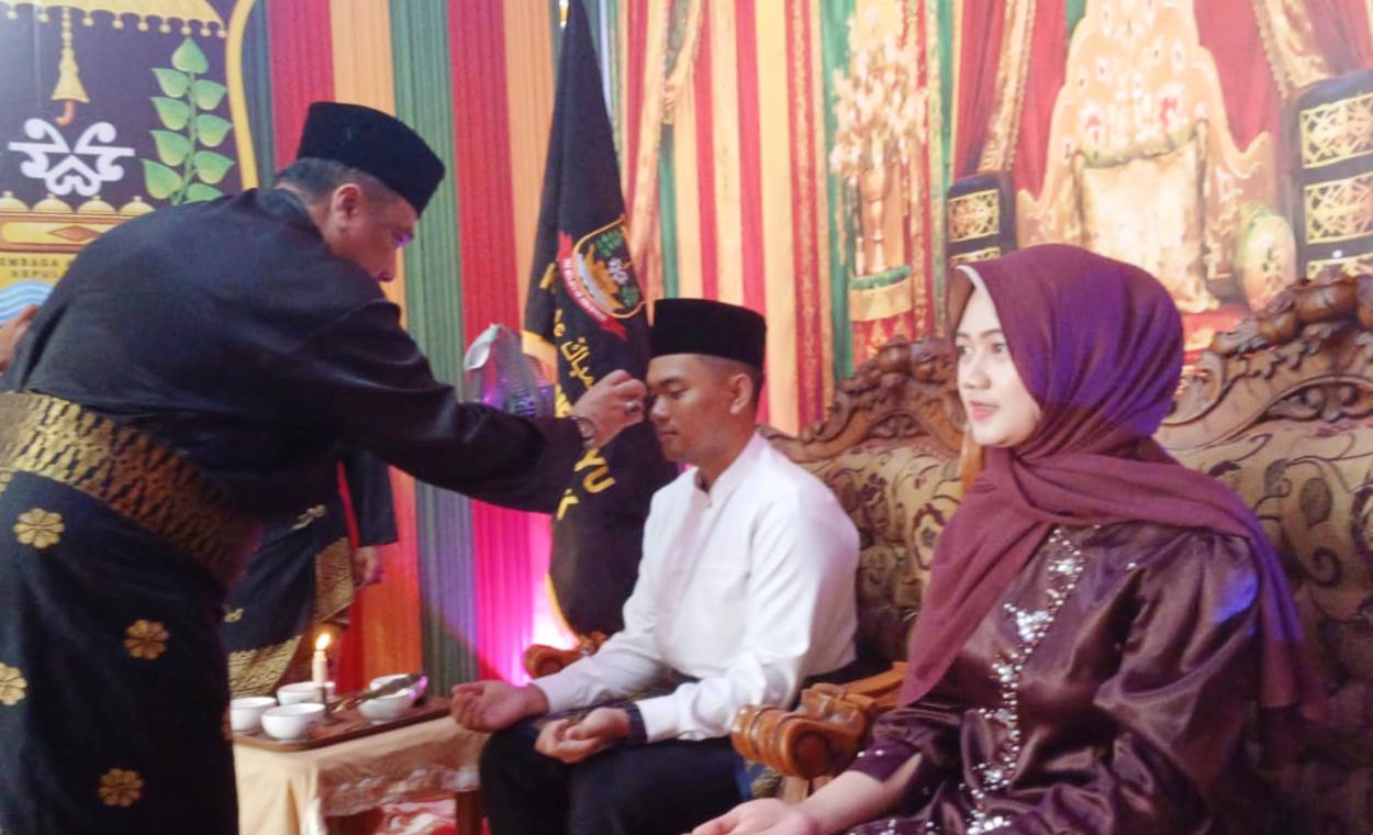 LAM Sei Beduk Gelar Tepung Tawar dan Makan Berhidang di Sanggar Intan Baiduri