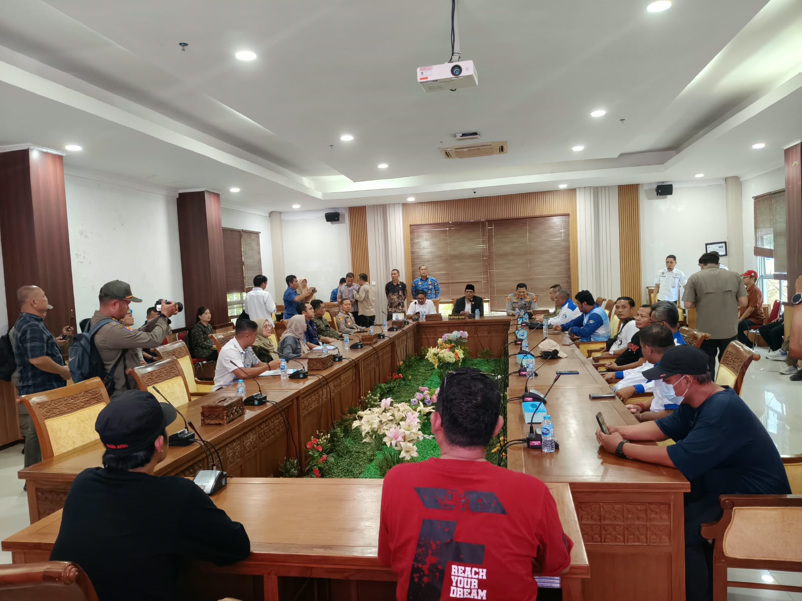 Polresta Barelang Kawal Pengamanan Penyampaian Aspirasi DPW FSPMI Kepri, Berlangsung Aman dan Kondusif