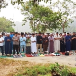 Polsek Nongsa Monitoring Pelaksanaan Sholat Istisqa’ Berjamaah di Waduk Nongsa
