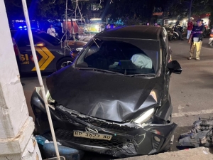 Polsek Lubuk Baja Datangi TKP Dugaan Kecelakaan Lalu Lintas Akibat Keributan Respon Cepat Layanan Polisi 110