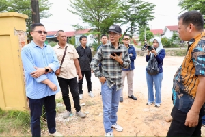 Respons Keluhan Wali Murid, Amsakar Penambahan Ruang Kelas SDN 013 Sekupang Jadi Prioritas